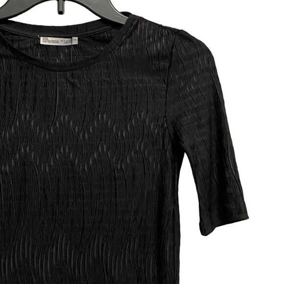 NWT Zara Short Sleeve Crinkled Textured Shirt Top Size S Black Geometric Pattern - Picture 3 of 13